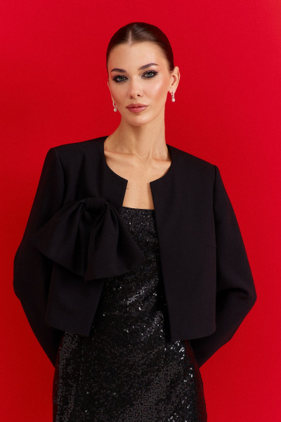 Нарядный костюм из текстиля: жакет и платье с разрезом DILIA 0907 черный - фото 4