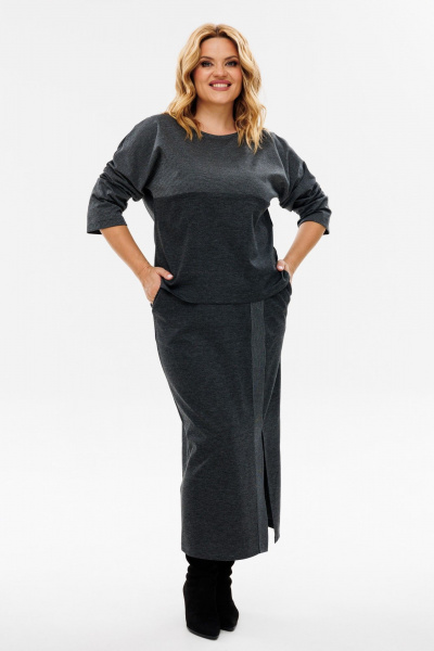 Костюм из вискозного трикотажа джемпер и юбка длинная Michel chic 1393 графит,люрекс - фото 3