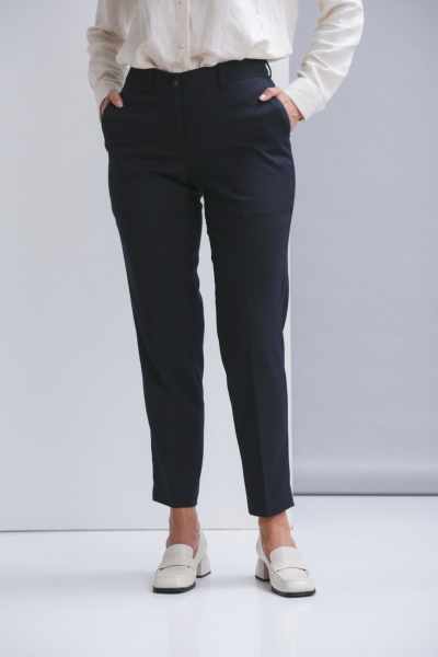 Брюки зауженные со стрелками и карманами, регулируемой талией Ma Vie М-676-2 - фото 1