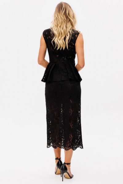 Миди платье приталенное из гипюра с баской EOLA 2761 черный - фото 2