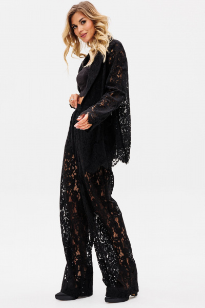 Черный нарядный комплект жакет и брюки из гипюра EOLA 2733 черный - фото 6
