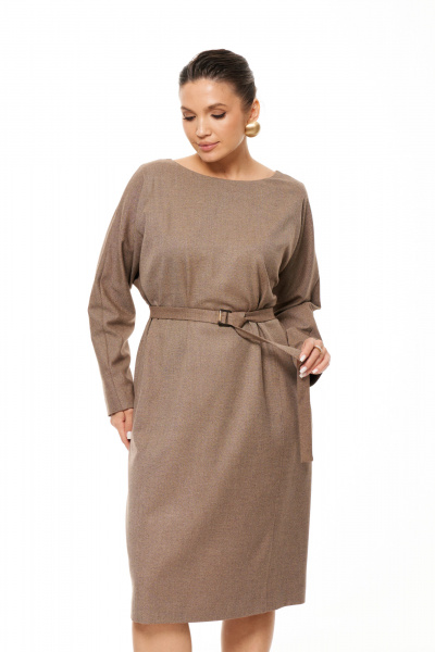 Платье приталенное с горловиной расширенной и карманами Панда 202780w коричневый - фото 3