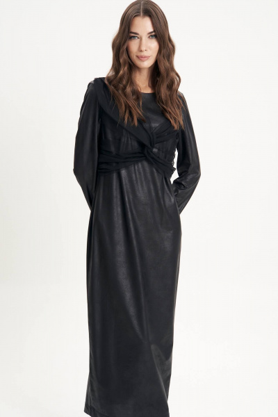 Черное платье из экокожи с эффектной отделкой и разрезами Fantazia Mod 4682 - фото 3