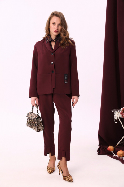 Брюки с зауженными штанинами и наклонными карманами NikVa 912-2 бордо - фото 4