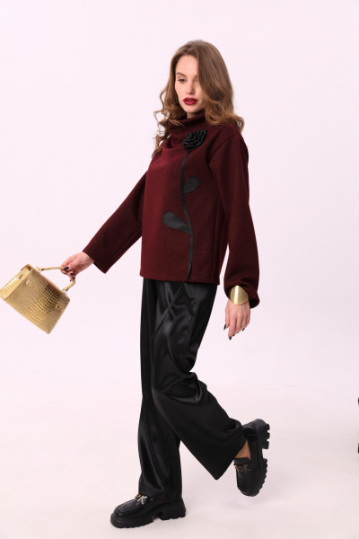 Джемпер свободного кроя с воротником-стойкой из трикотажа NikVa 923-1 бордо - фото 5