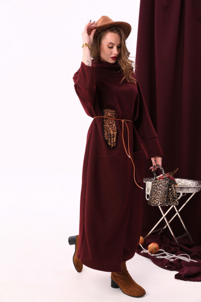 Длинное макси платье с объемным воротником и летучей мышью NikVa 927-1 винный - фото 10