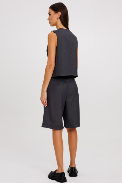 Жилет классический из костюмной ткани с прорезными карманами Kivviwear 4234.04 - фото 6