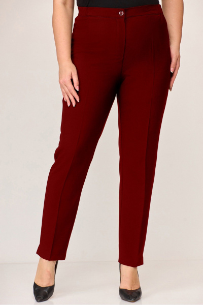 Демисезонные классические брюки с зауженным к низу кроем Элль-стиль 2002/9 бордовый - фото 4