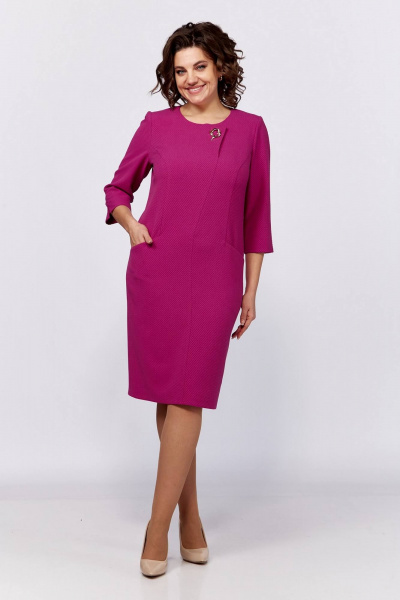 Демисезонное платье из ткани с декоративной брошью и карманами Koketka i K 1220 - фото 7