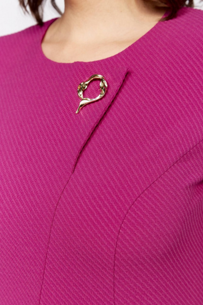 Демисезонное платье из ткани с декоративной брошью и карманами Koketka i K 1220 - фото 4