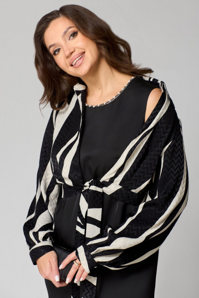 Черное платье из атласа с бусинами и брошью Мишель стиль 1230 черно-молочный - фото 6