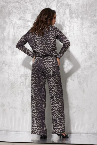 Джемпер свободного силуэта из трикотажа MG Wear 2218 леопард_с_блеском - фото 5