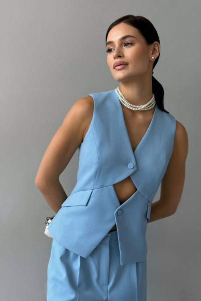 Голубой демисезонный жилет с рельефами и карманами Allma W-10-5 голубой - фото 1