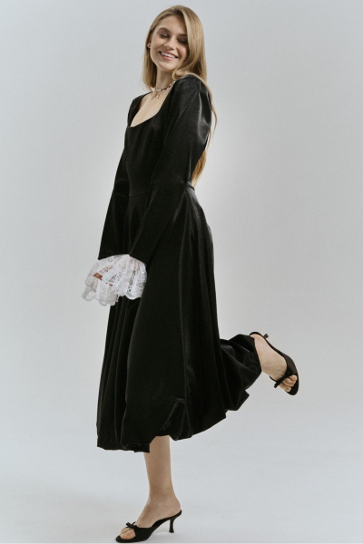 Платье нарядное приталенное из текстиля с кружевными рукавами JRSy 2520 - фото 5