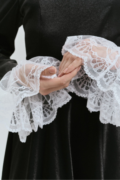 Платье нарядное приталенное из текстиля с кружевными рукавами JRSy 2520 - фото 3