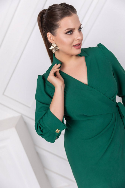 Нарядное платье с запахом и рукавом ¾ ASV 2772 зеленый - фото 3