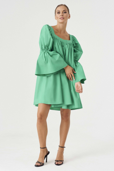 Короткое хлопковое платье с глубоким вырезом демисезонное Панда 132280w зеленый - фото 1