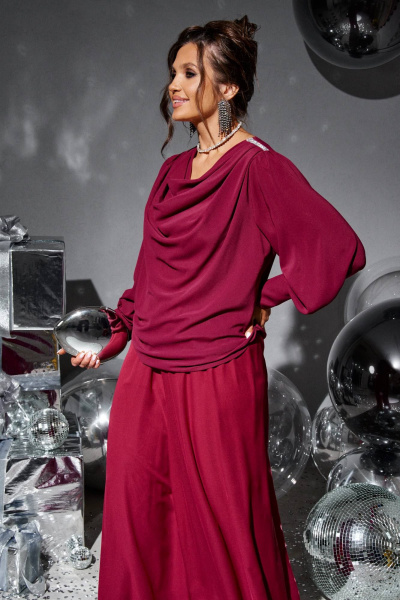 Нарядный костюм блузка и брюки из текстиля Beautiful&Free 6252 бордо - фото 11