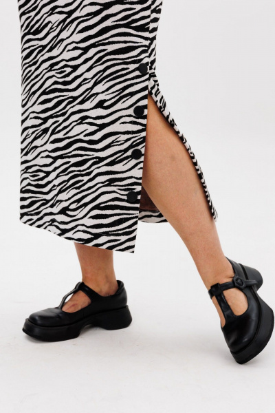 Элегантное трикотажное платье с боковой шлицей, с принтом, комфортное Anelli 1498 зебра_классик - фото 5