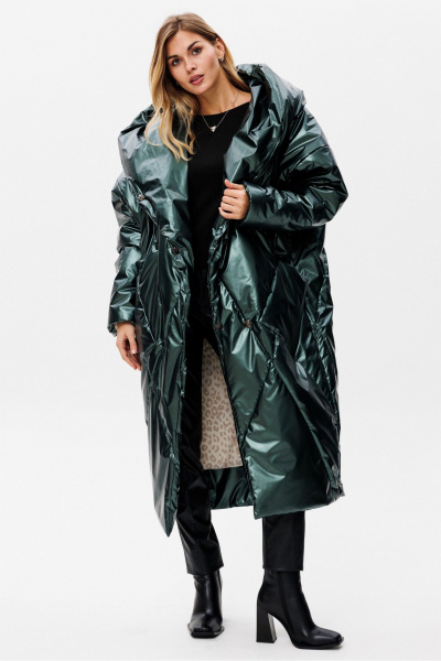 Зеленое зимнее свободное пальто на утеплителе ISOSOFT, oversize PRATA wear S023 зеленый - фото 3