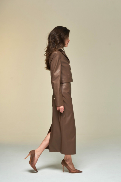 Жакет укороченный из экокожи с золотой фурнитурой DEVITA 4017-1 коричневый - фото 8