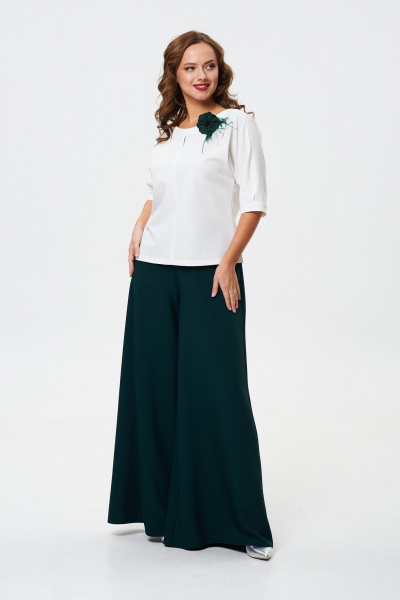 Круглогодичный комплект блузы и широких брюк T&N 7588 белый_теплый+зеленый - фото 1