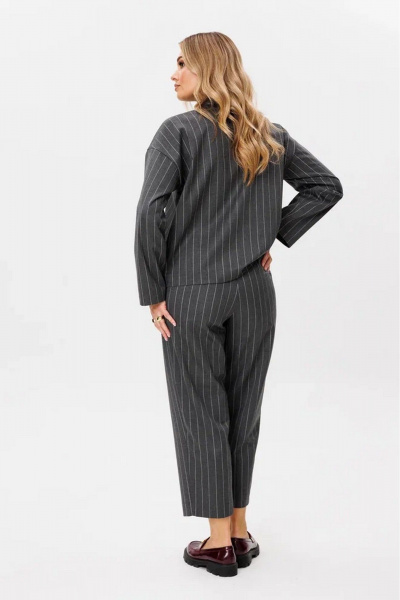Брюки и жакет свободного силуэта из текстиля Ambera Style 2098 серый полоска - фото 3