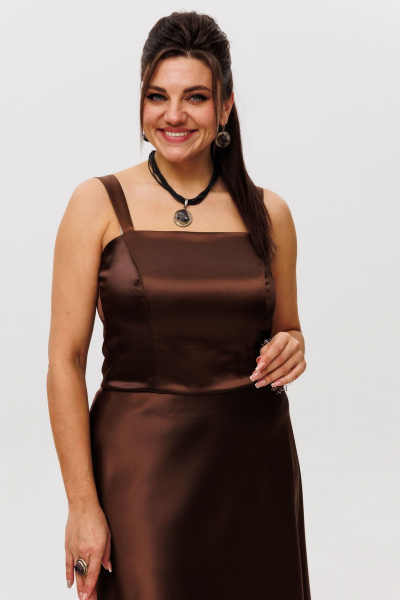 Атласный топ с бретелями и мягким блеском Anelli 1429 корица - фото 3