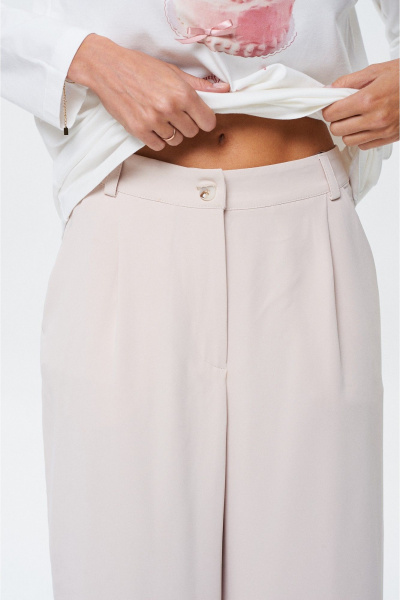 Бежевые свободные брюки с защипами, комфорт и универсальность SHAM SHAM 1031 пудра - фото 3