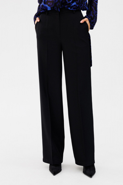 Брюки из костюмной ткани с застежкой на молнию демисезон EOLA 2720 черный - фото 5