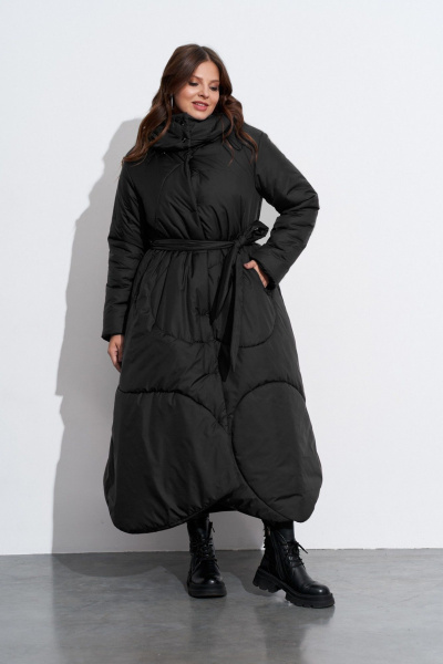 Пальто утепленное с хаотичной отстрочкой и съёмным капюшоном TEZA 5598 черный - фото 5