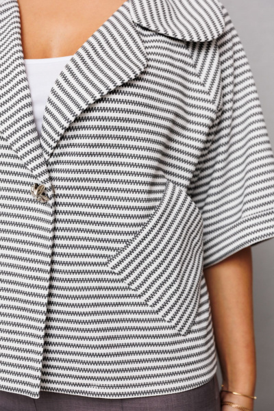 Костюм 2-ка жакет и брюки прямого кроя из текстиля Mubliz 230 серый - фото 14