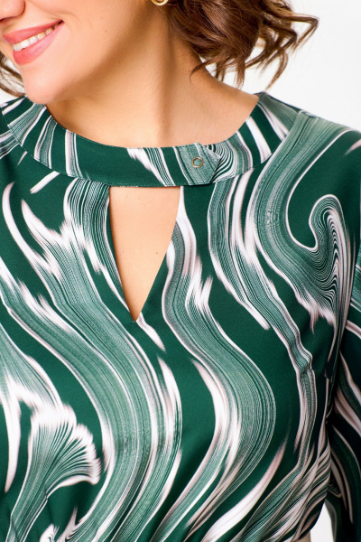 Платье с нагрудными вытачками и расклешенной юбкой Swallow 807 изумруд/бежевые_разводы - фото 10