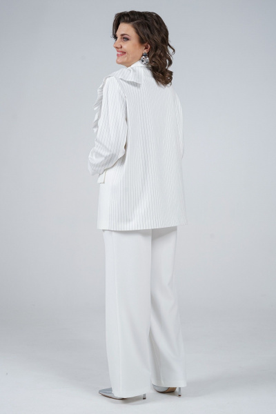 Нарядный свободный жакет и свободные широкие брюки из текстиля Alani Collection 2017 молоко - фото 9