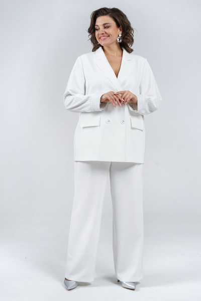 Нарядный свободный жакет и свободные широкие брюки из текстиля Alani Collection 2017 молоко - фото 4