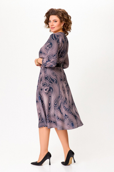 Платье Х-образный силуэт с карманами и ремнем Swallow 799 сине-черный/принт"галактика" - фото 7