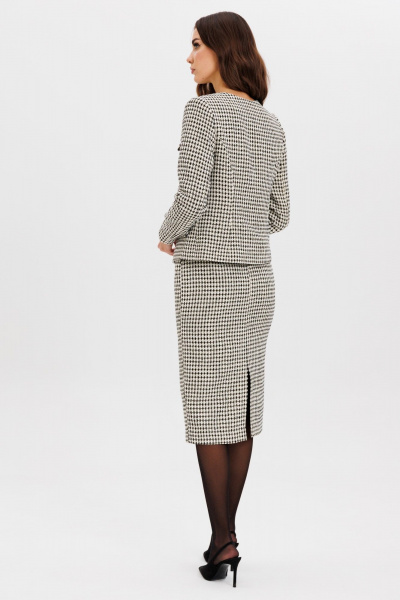 Деловой комплект из текстиля с зауженной юбкой и жакетом Ларс Стиль 1007 - фото 5