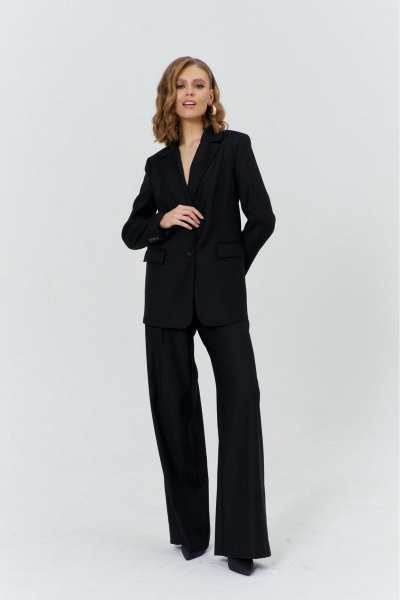 Круглогодичный костюм: жакет и брюки с рельефами и воротником пиджачного типа COCKTAIL M112-1 черный - фото 7