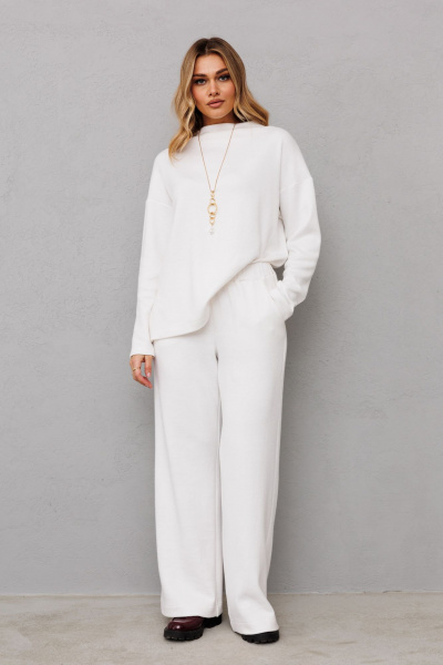 Демисезонный молочный джемпер с свободным силуэтом и разрезами AVRIL 1039 айвори - фото 7