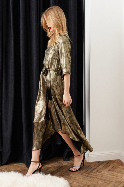 Нарядное платье с поясом и асимметричным подрезом Lokka 1511В золотой - фото 5
