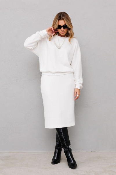 Костюм из трикотажа: джемпер и юбка прямого силуэта AVRIL 2016 айвори - фото 3