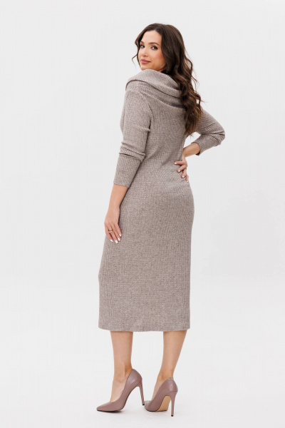 Бежевое трикотажное платье с открытым декольте Fantazia Mod 4948 беж - фото 5