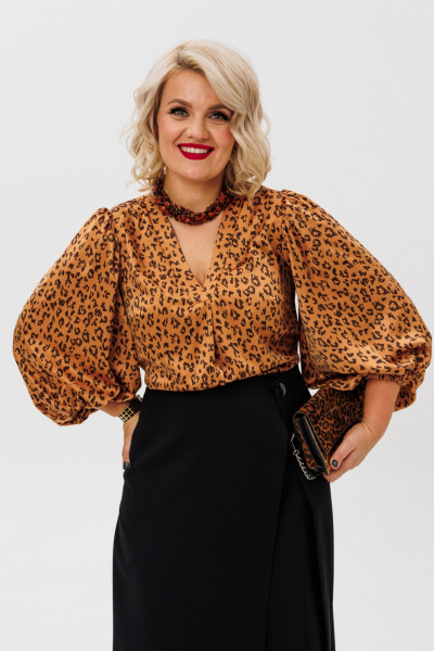 Блуза из атласной ткани с V-образным вырезом Anastasia 1177.1 золото - фото 6