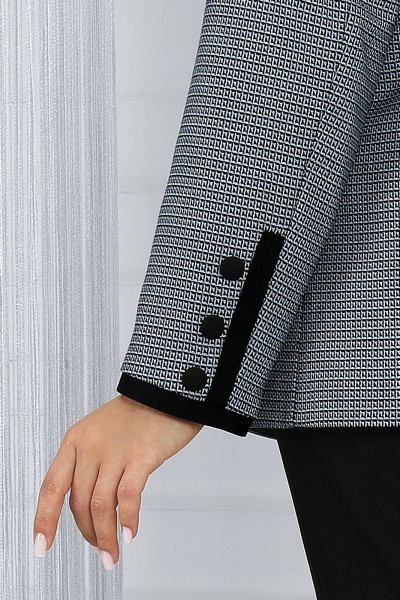 Жакет в стиле Шанель из костюмной ткани с узором гусиной лапки Ninele 5978 синий - фото 4