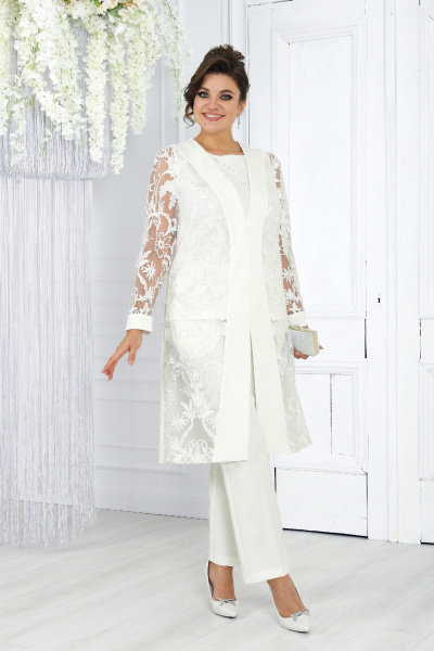 Элегантный брючный комплект из костюмной ткани с блузкой и брюками Ninele 6038 молочный - фото 9