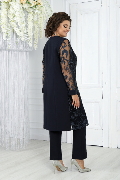 Нарядный брючный комплект с кардиганом и блузкой из кружевных тканей Ninele 6038 синий - фото 17