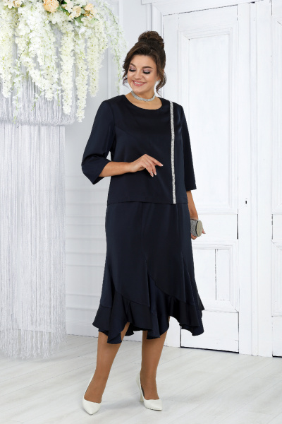 Стильный комплект из блузки и юбки с воланами и искусственным шифоном Ninele 7473 синий - фото 5