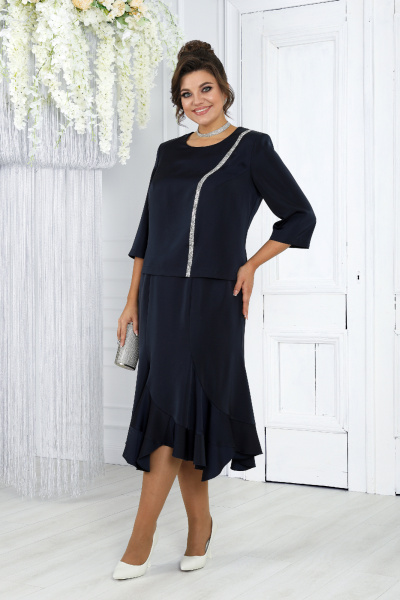 Стильный комплект из блузки и юбки с воланами и искусственным шифоном Ninele 7473 синий - фото 6