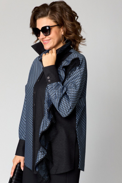 Повседневная блуза из вискозы и кружева с рюшей EVA GRANT 198-1 сине-черный - фото 4