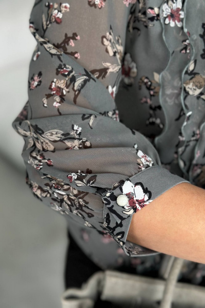 Стильная блуза больших размеров из вискозы и трикотажа LindaLux 483 серая_ветка - фото 4